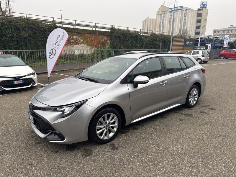 Toyota Corolla Touring Sports 1.8 Hybrid Active  del 2023 usata a Piacenza