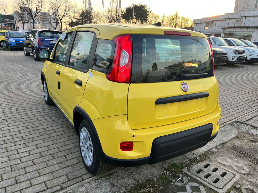 Fiat Panda Cross nuova a Milano (7)