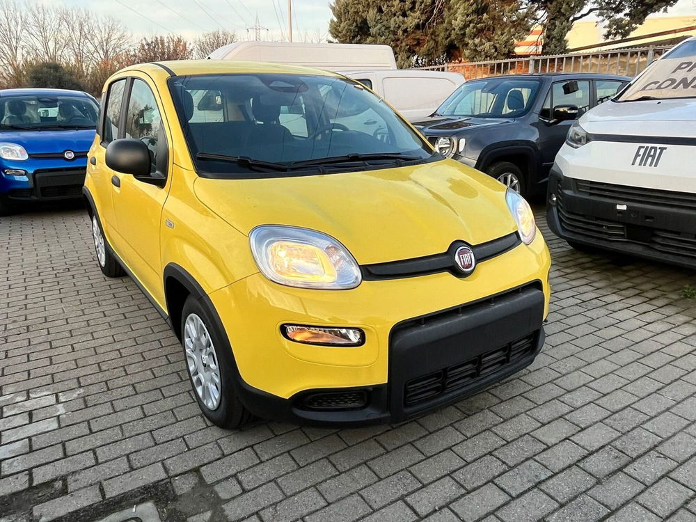 Fiat Panda Cross nuova a Milano (3)