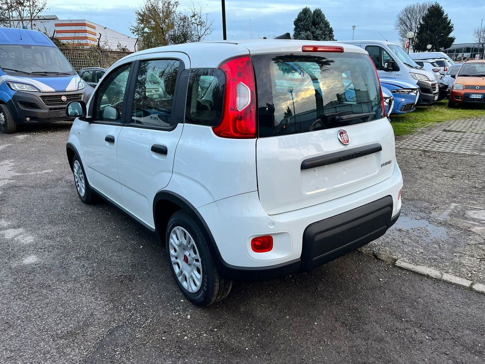 Fiat Panda Cross nuova a Milano (6)