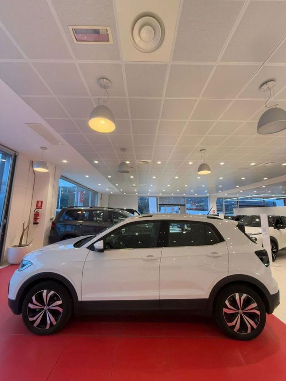 Volkswagen T-Cross usata a Sassari (2)