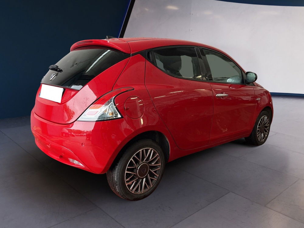 Lancia Ypsilon usata a Torino (4)