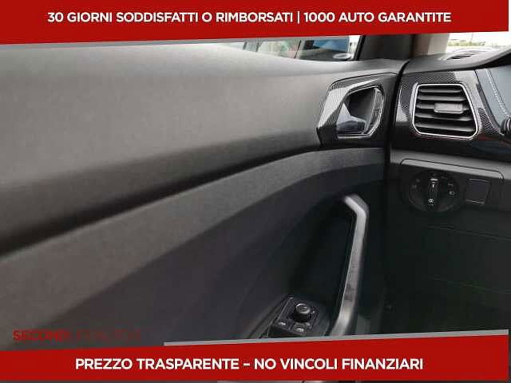 Volkswagen T-Cross nuova a Chieti (17)