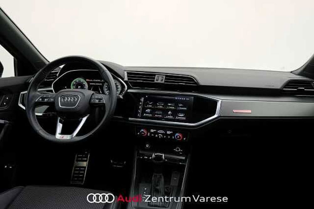 Audi Q3 Sportback usata a Varese (8)