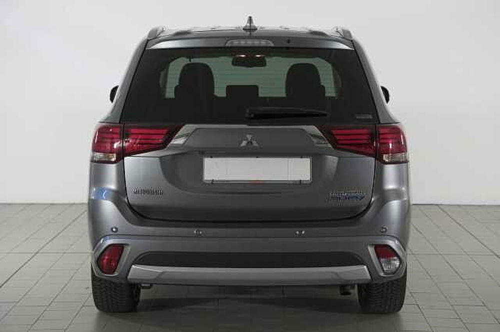 Mitsubishi Outlander usata a Como (2)