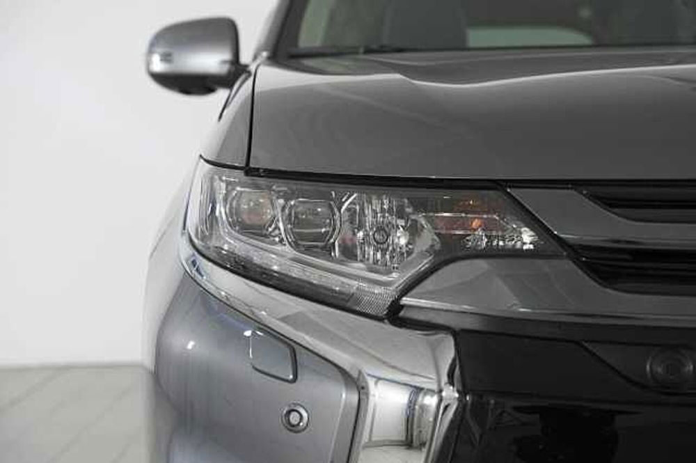 Mitsubishi Outlander usata a Como (6)