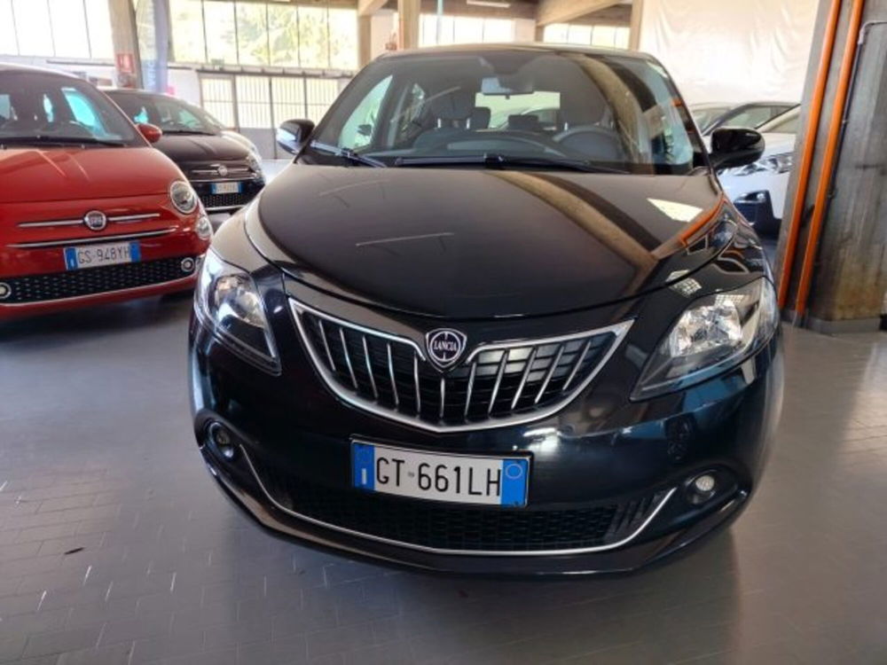 Lancia Ypsilon usata a Forlì-Cesena (3)