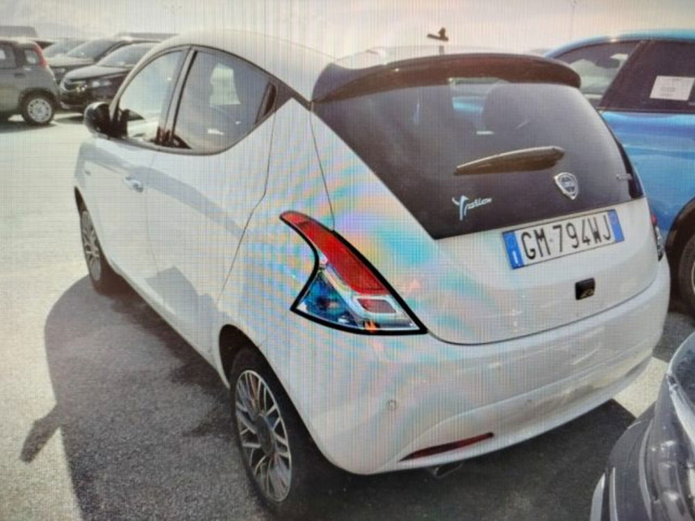 Lancia Ypsilon usata a Forlì-Cesena (4)