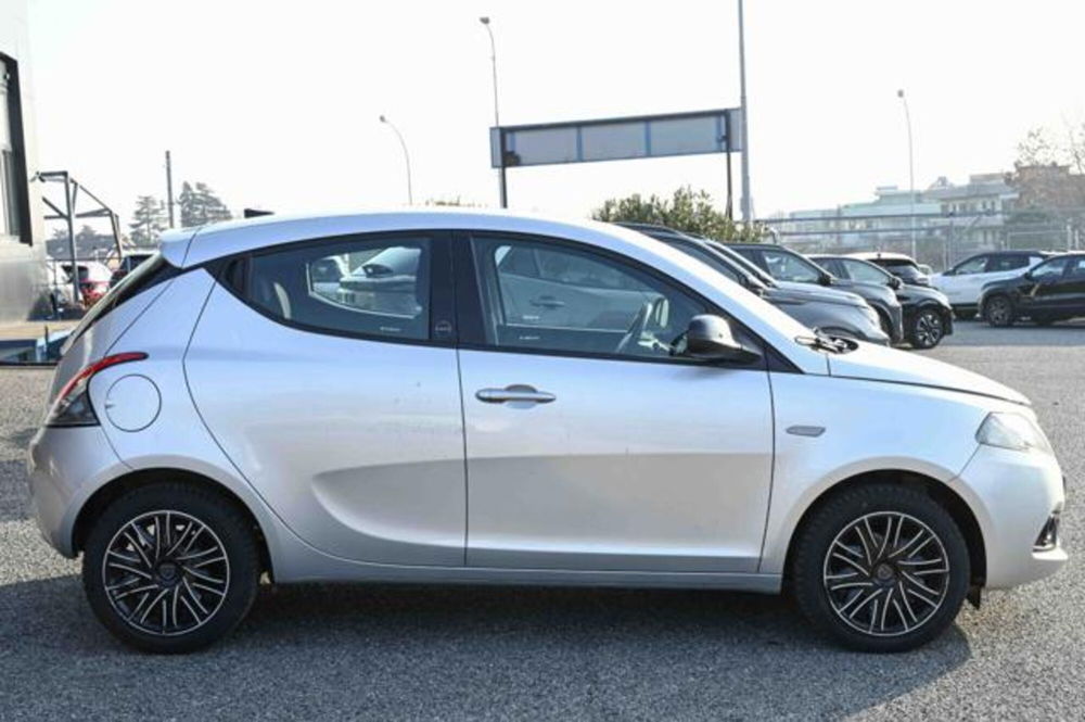 Lancia Ypsilon usata a Torino (4)