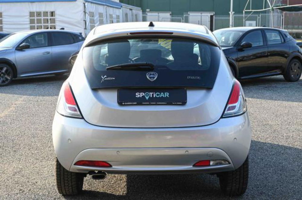 Lancia Ypsilon usata a Torino (6)