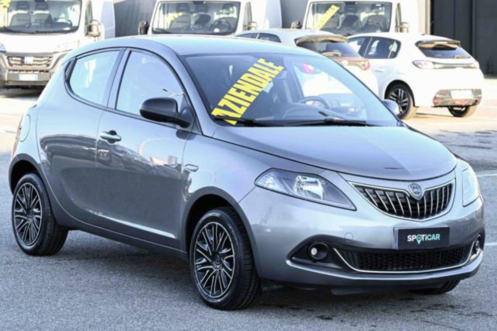 Lancia Ypsilon usata a Torino (3)