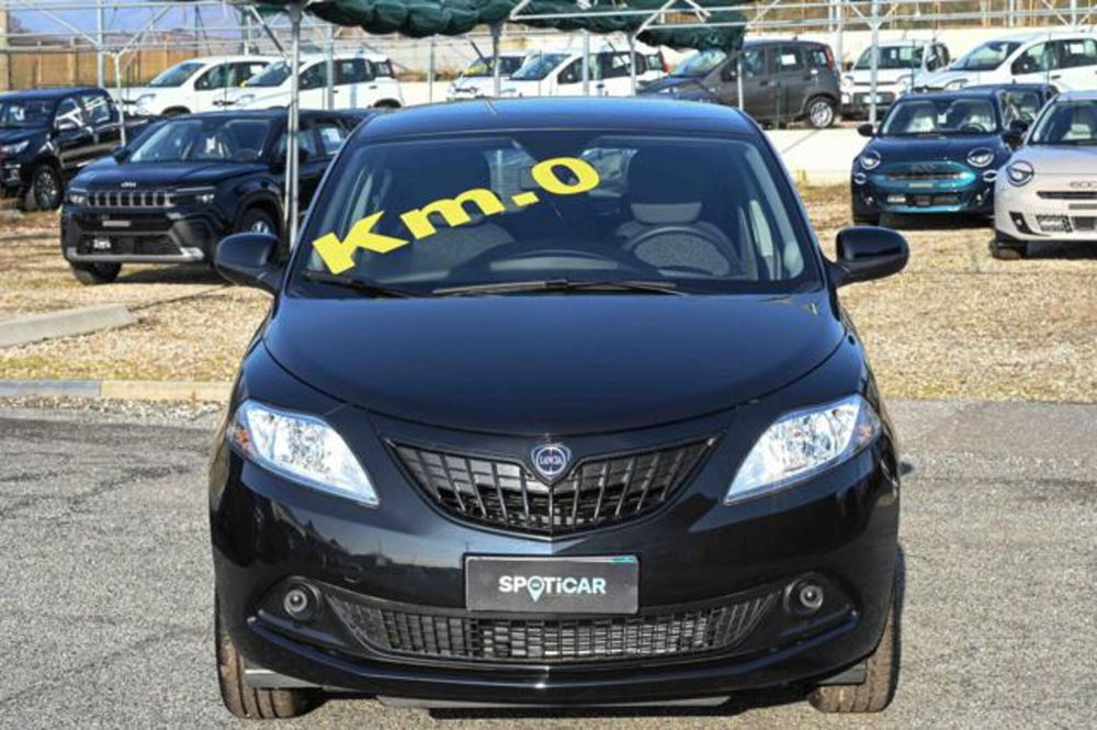 Lancia Ypsilon nuova a Torino (2)