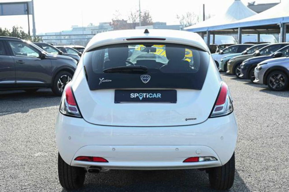 Lancia Ypsilon usata a Torino (6)