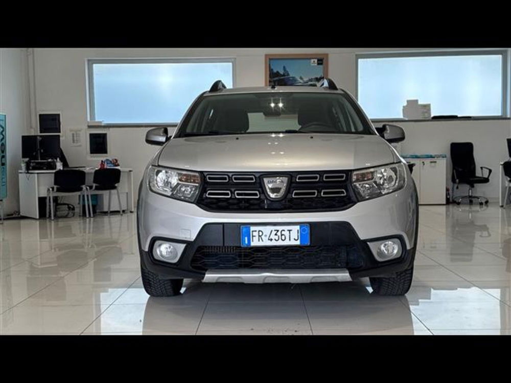 Dacia Sandero usata a Viterbo (2)