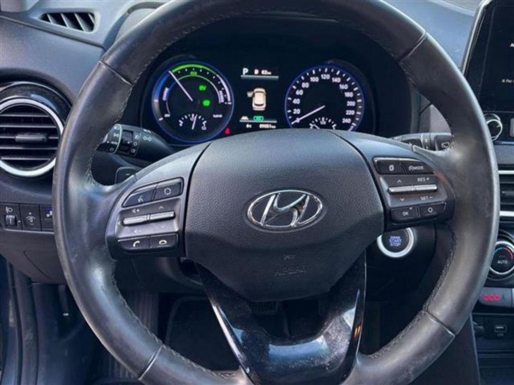 Hyundai Kona usata a Livorno (11)