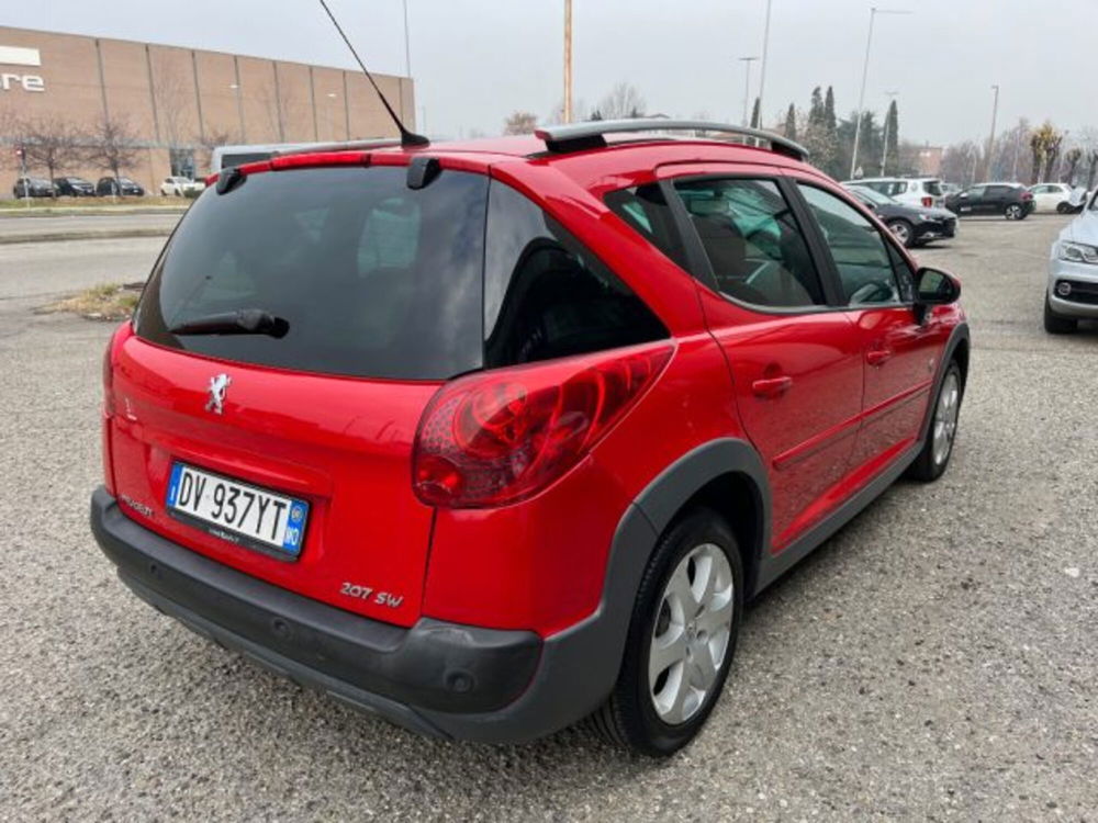 Peugeot 207 SW usata a Modena (4)