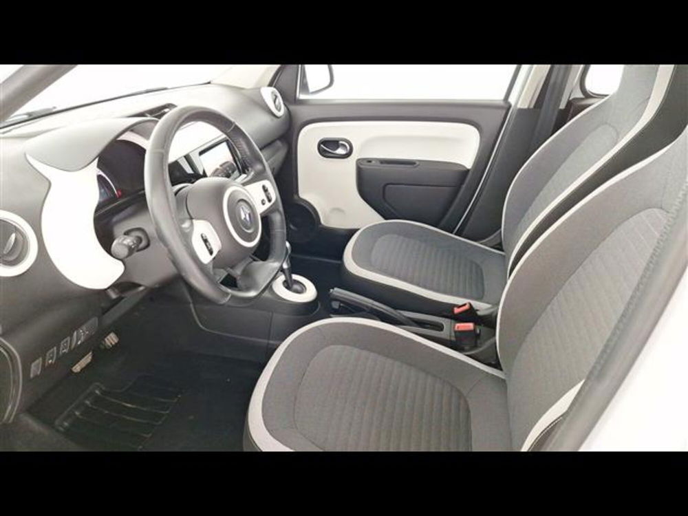 Renault Twingo usata a Milano (9)