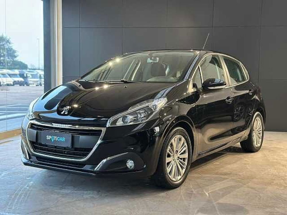 Peugeot 208 usata a Venezia