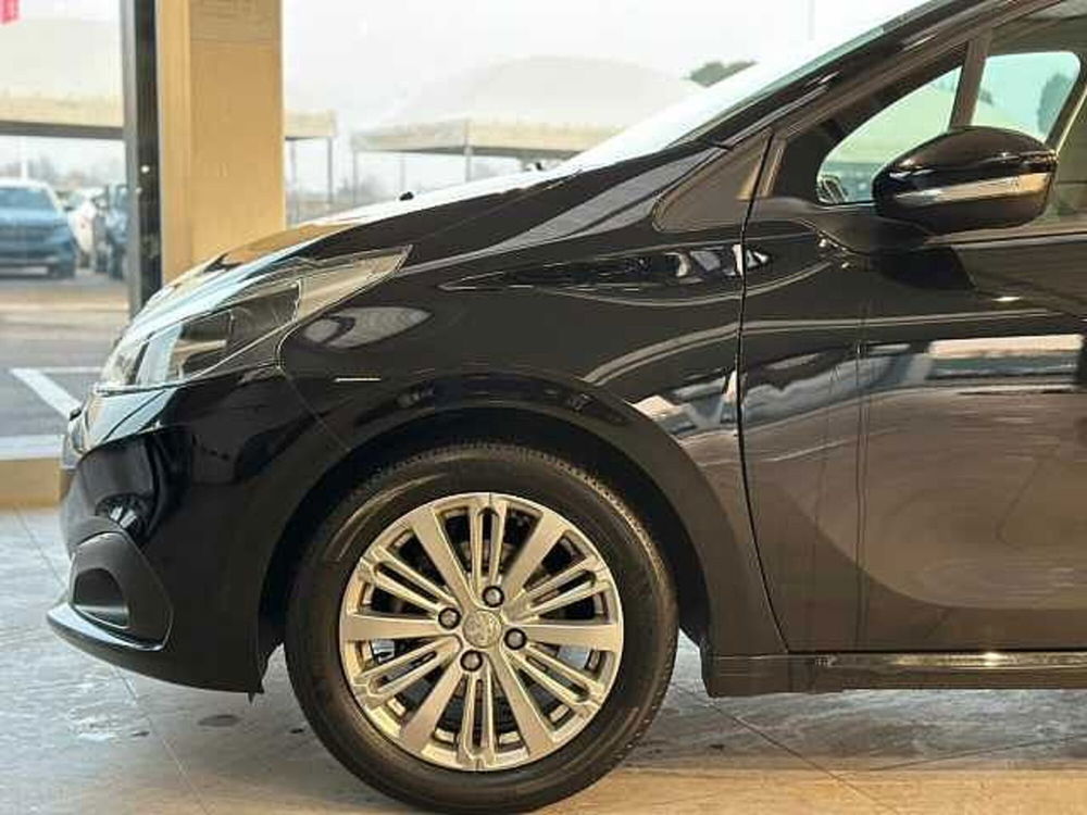 Peugeot 208 usata a Venezia (2)