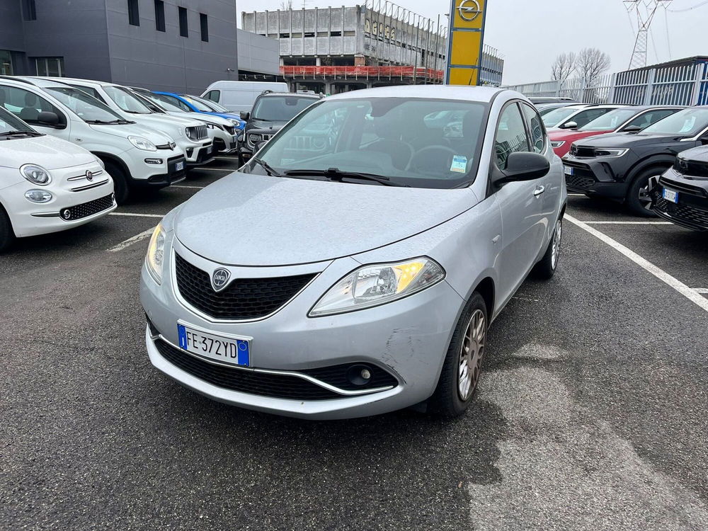 Lancia Ypsilon usata a Milano