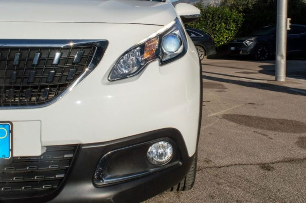 Peugeot 2008 usata a Latina (11)