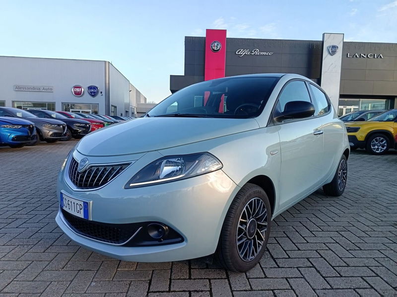 Lancia Ypsilon 1.0 FireFly 5 porte S&amp;S Hybrid Ecochic A. Ferretti del 2024 usata a Alessandria