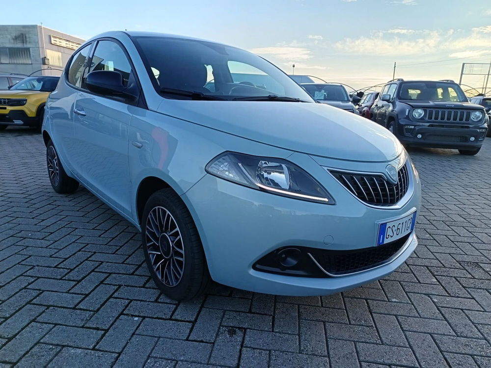 Lancia Ypsilon usata a Alessandria (3)