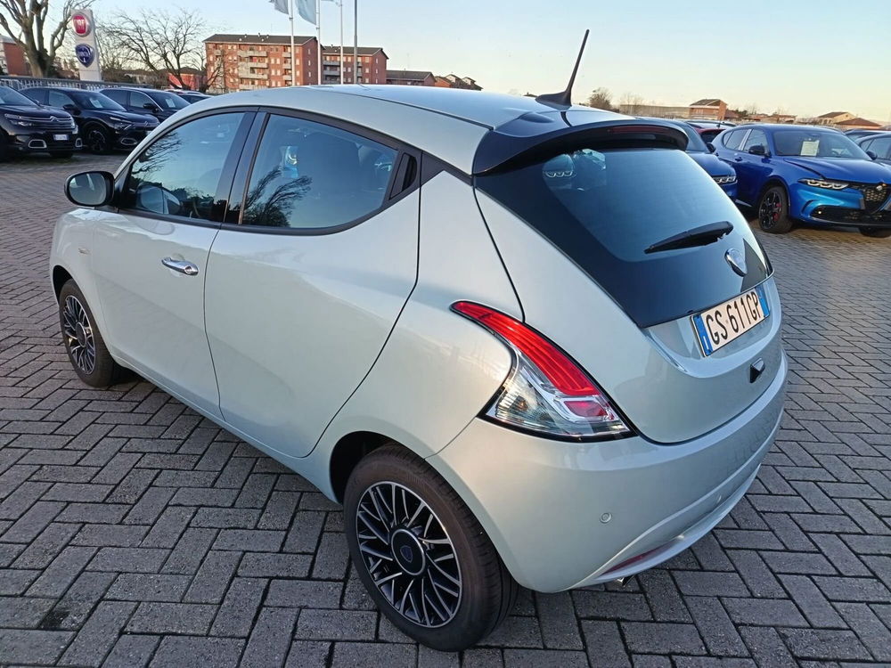 Lancia Ypsilon usata a Alessandria (8)