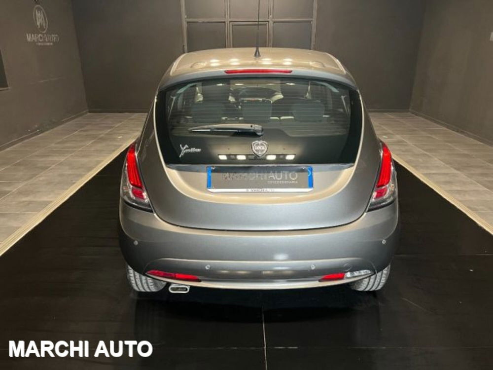 Lancia Ypsilon usata a Perugia (6)