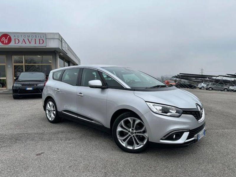 Renault Grand Sc&eacute;nic 1.7 blue dci Business 150cv edc del 2020 usata a Maniago