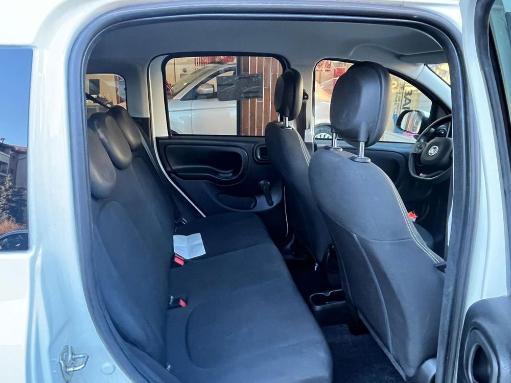 Fiat Panda Cross usata a Milano (13)