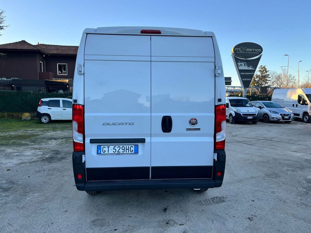 Fiat Ducato Furgone Vetrato nuova a Milano (7)