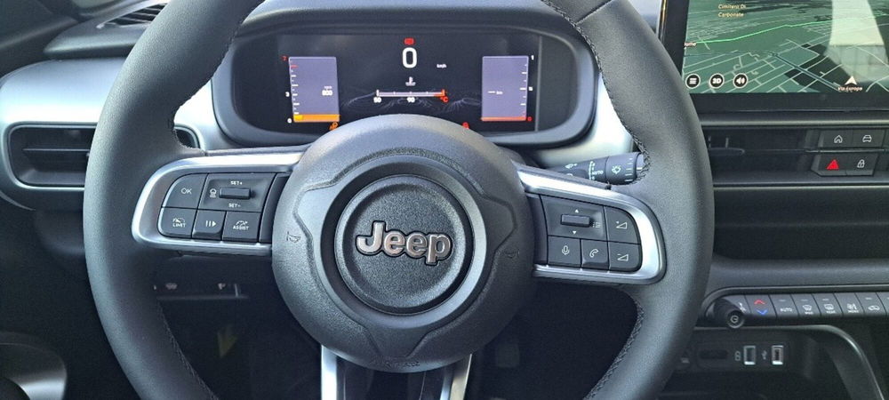 Jeep Avenger nuova a Varese (9)