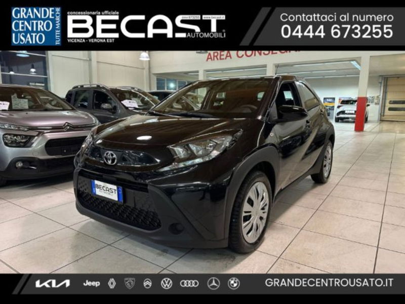 Toyota Aygo X 1.0 VVT-i 72 CV 5p. Undercover S-CVT nuova a Brendola