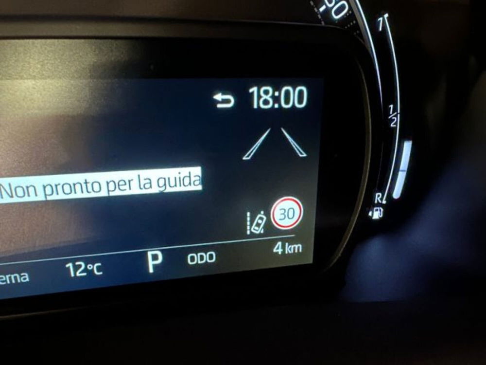 Toyota Aygo X nuova a Vicenza (15)