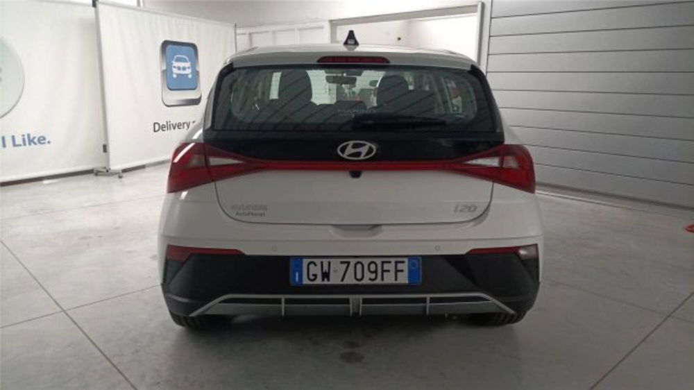 Hyundai i20 nuova a Bari (5)