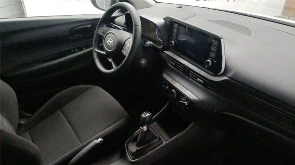 Hyundai i20 nuova a Bari (6)