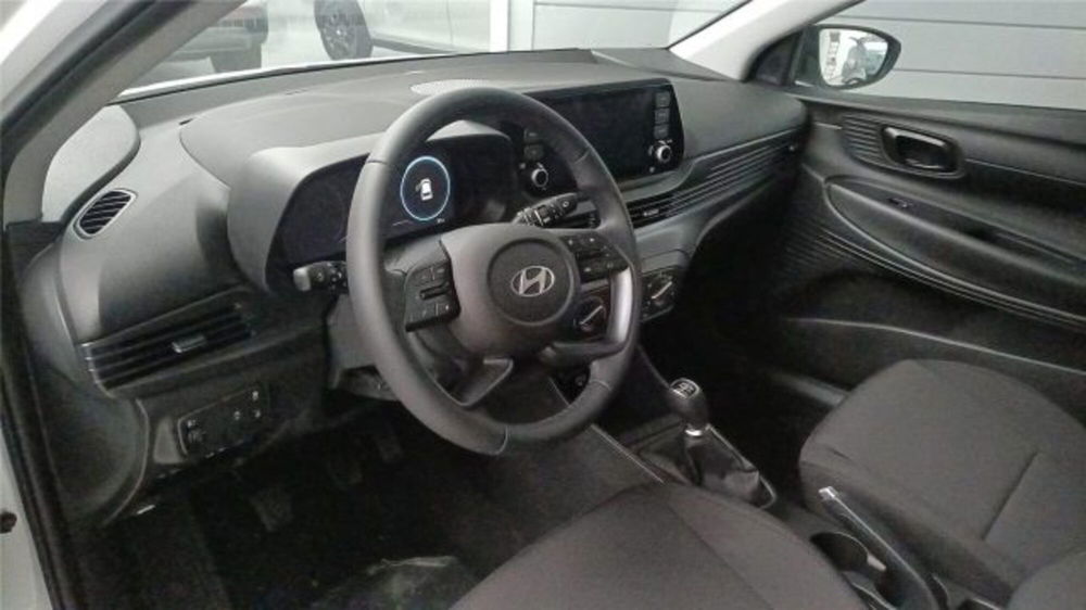 Hyundai i20 nuova a Bari (7)