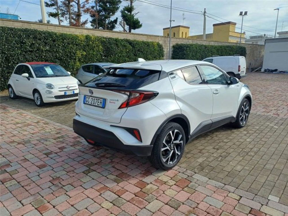 Toyota Toyota C-HR usata a Bari (6)