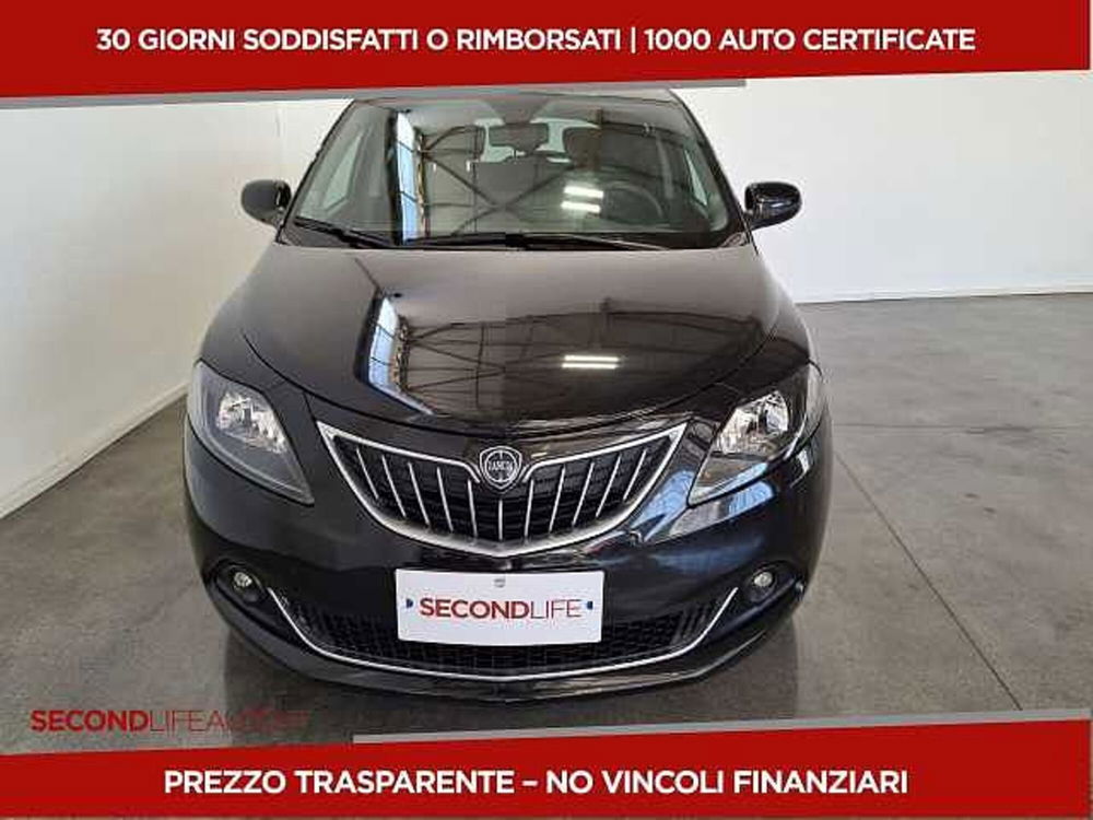 Lancia Ypsilon usata a Chieti (2)