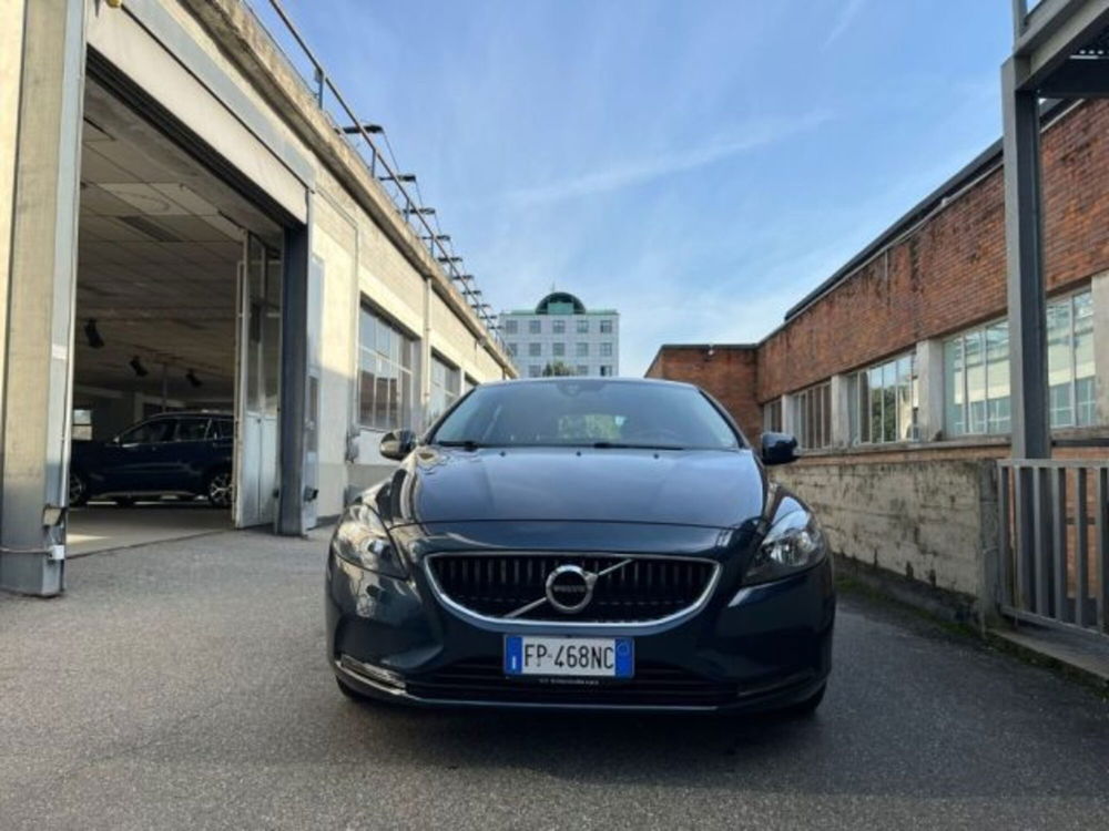 Volvo V40 usata a Torino (2)