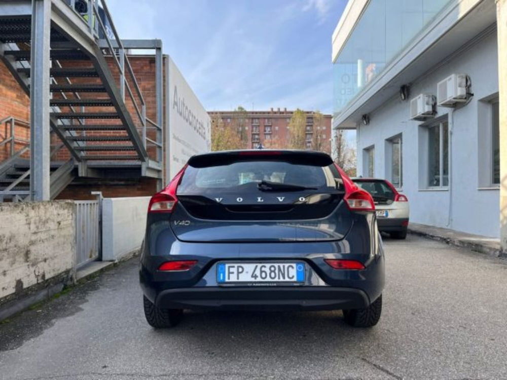 Volvo V40 usata a Torino (8)