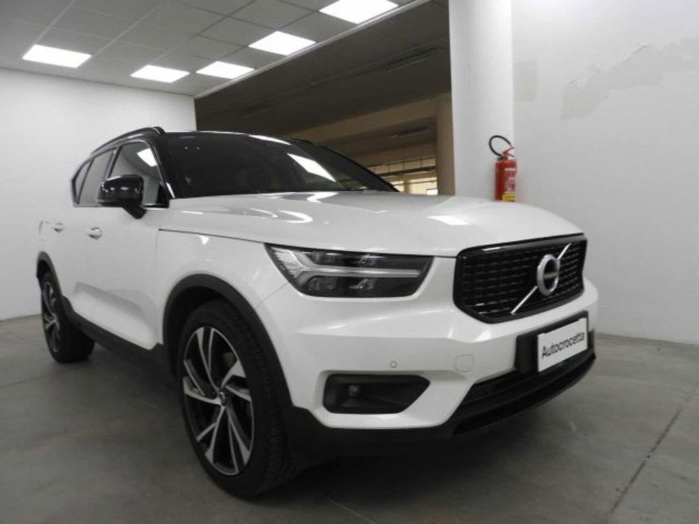 Volvo XC40 usata a Torino (6)