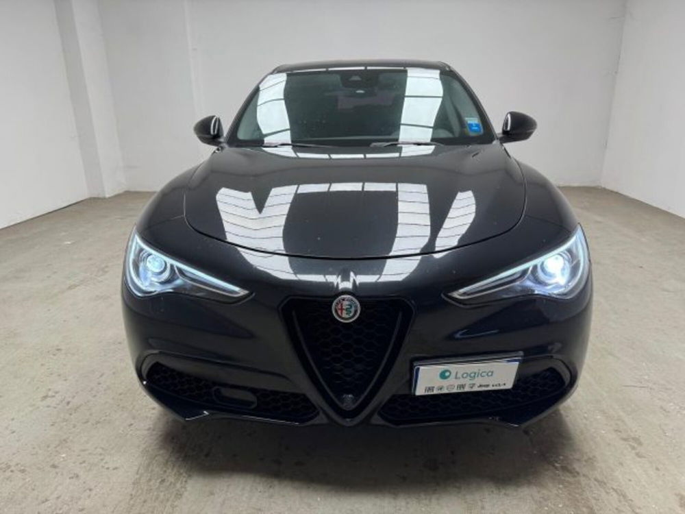 Alfa Romeo Stelvio usata a Biella (2)