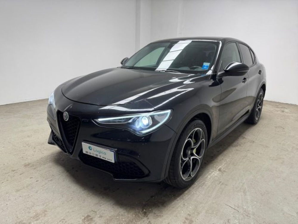 Alfa Romeo Stelvio usata a Biella (5)