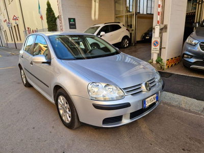 Volkswagen Golf 1.6 5p. Trendline del 2005 usata a Bra