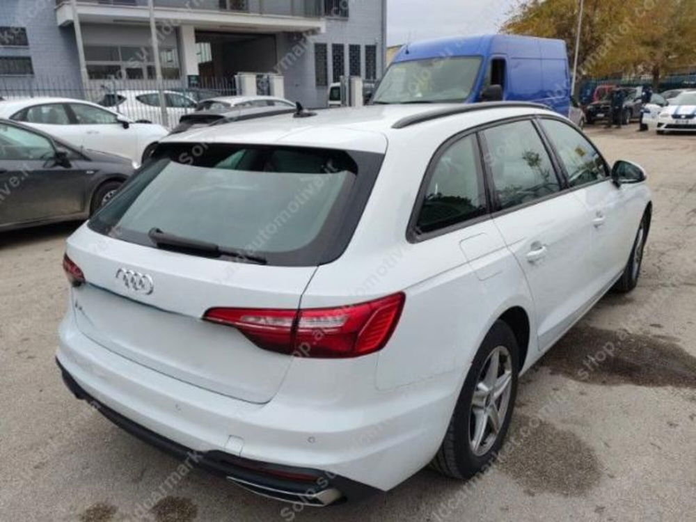 Audi A4 Avant usata a Lecce (2)