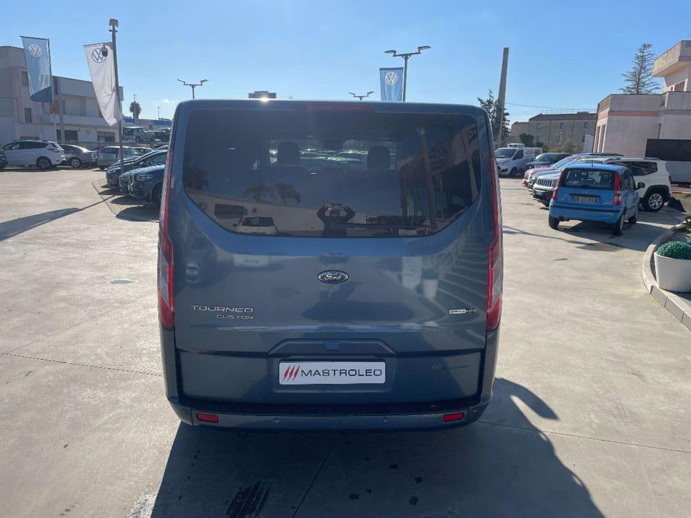 Ford Tourneo Custom usata a Lecce (12)