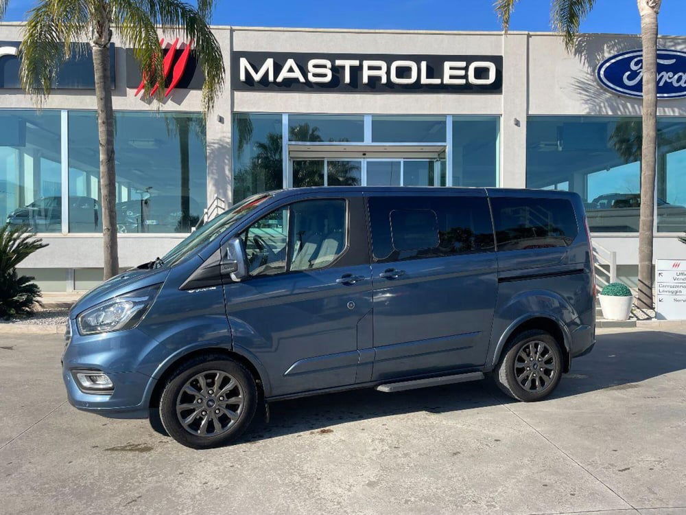 Ford Tourneo Custom usata a Lecce (3)