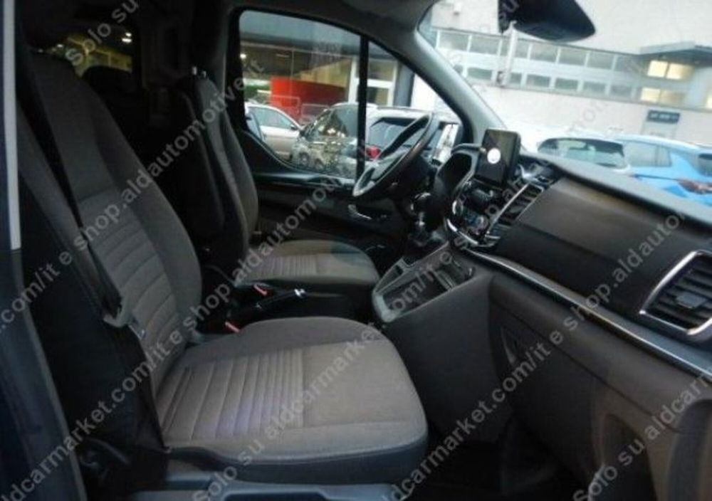 Ford Tourneo Custom usata a Lecce (3)